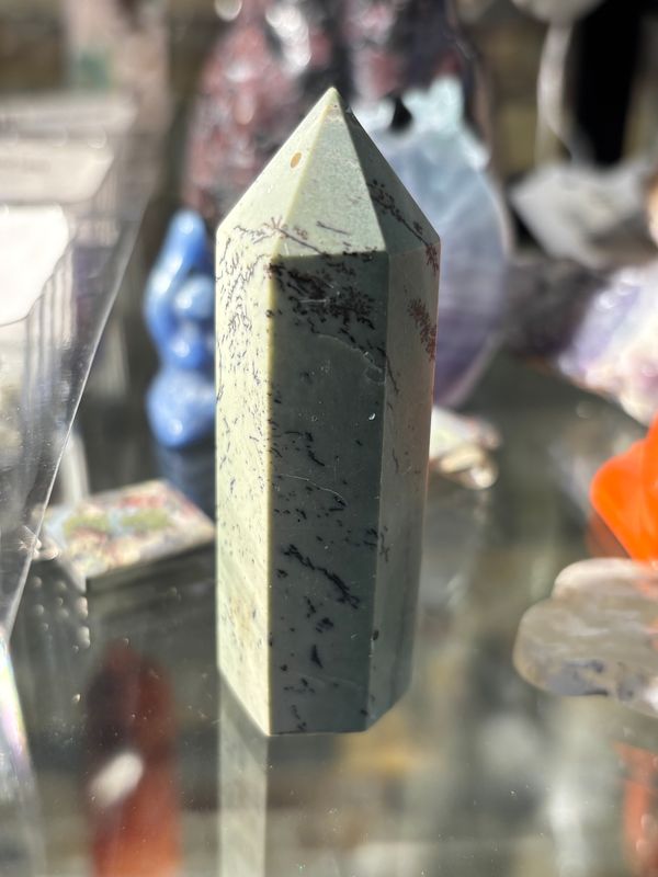 Dendritic Agate Tower