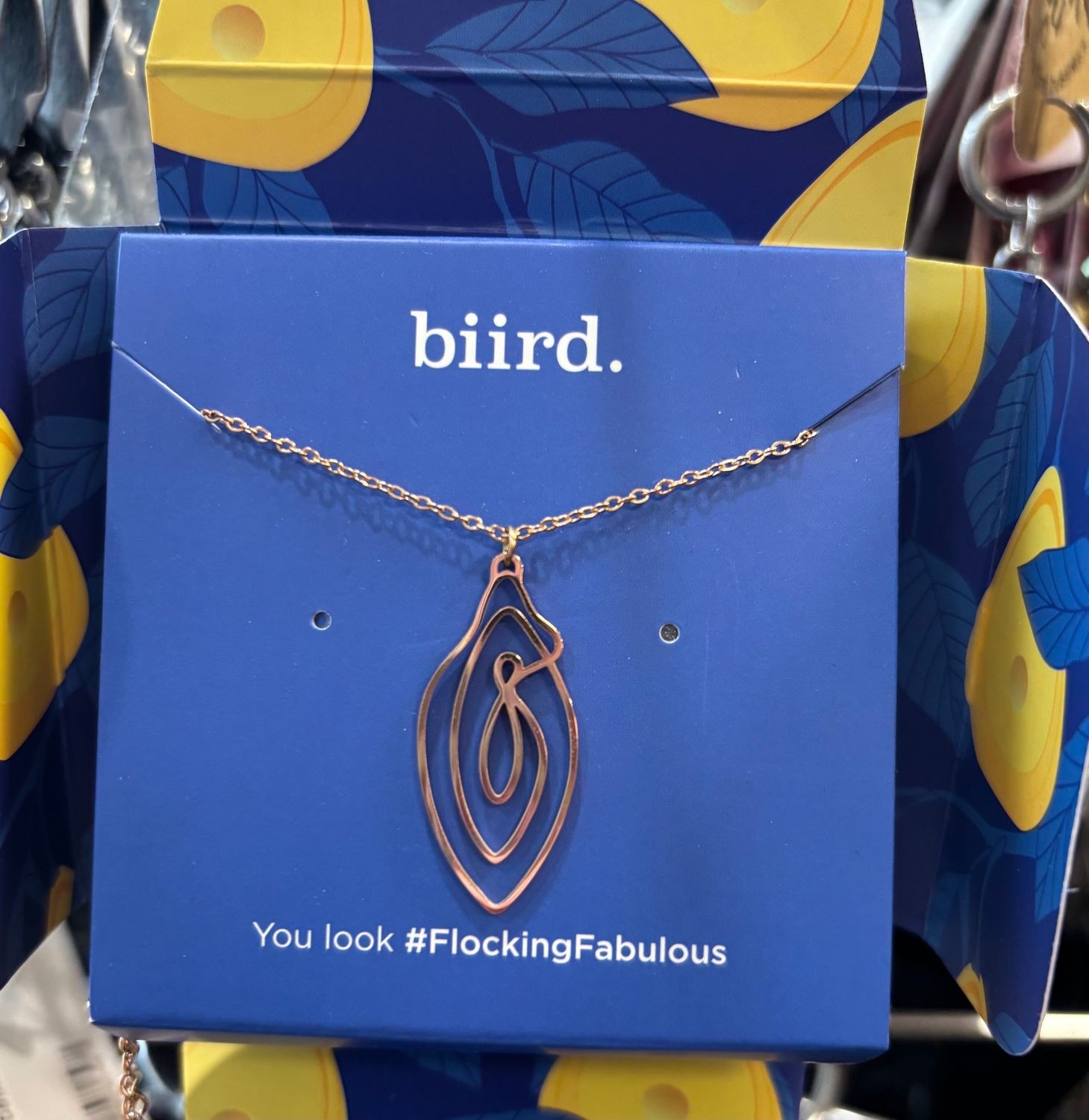 98556 Vulva Necklace