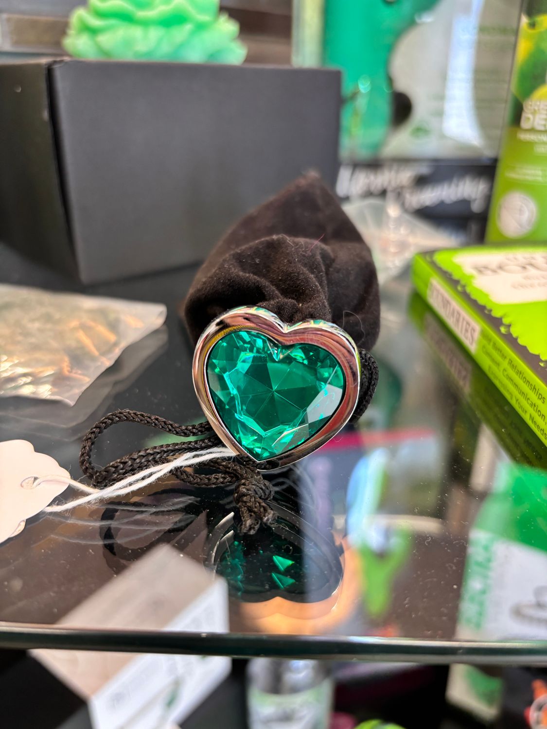 PL-H-12 Heavy Heart Plug Small/Medium Light Green