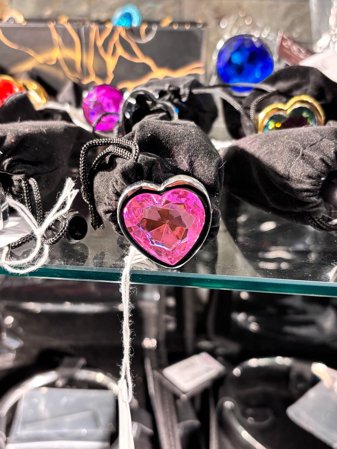 PL-H-3 Heavy Heart Plug Small/Medium Light Pink