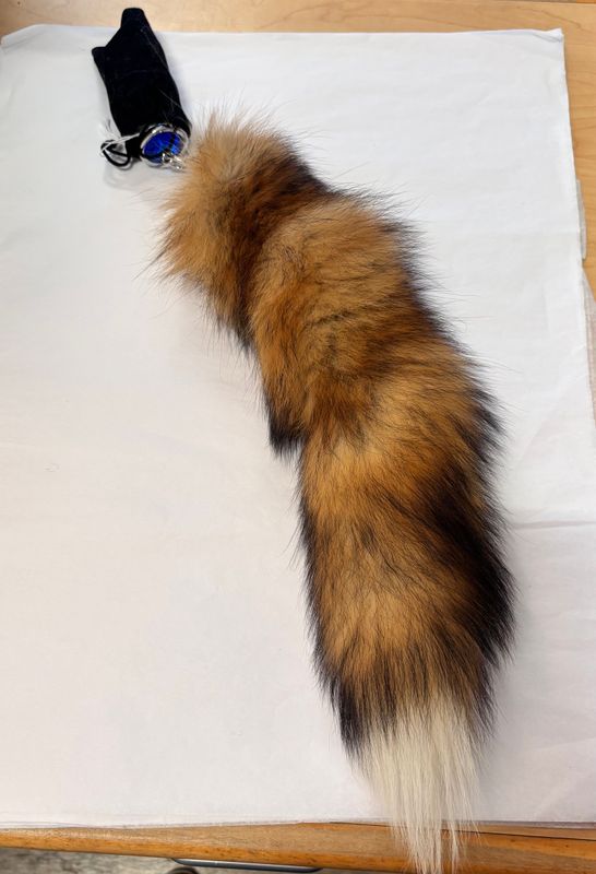 14-17" Fox Tail Natural Red Lobster Claw Medium Blue