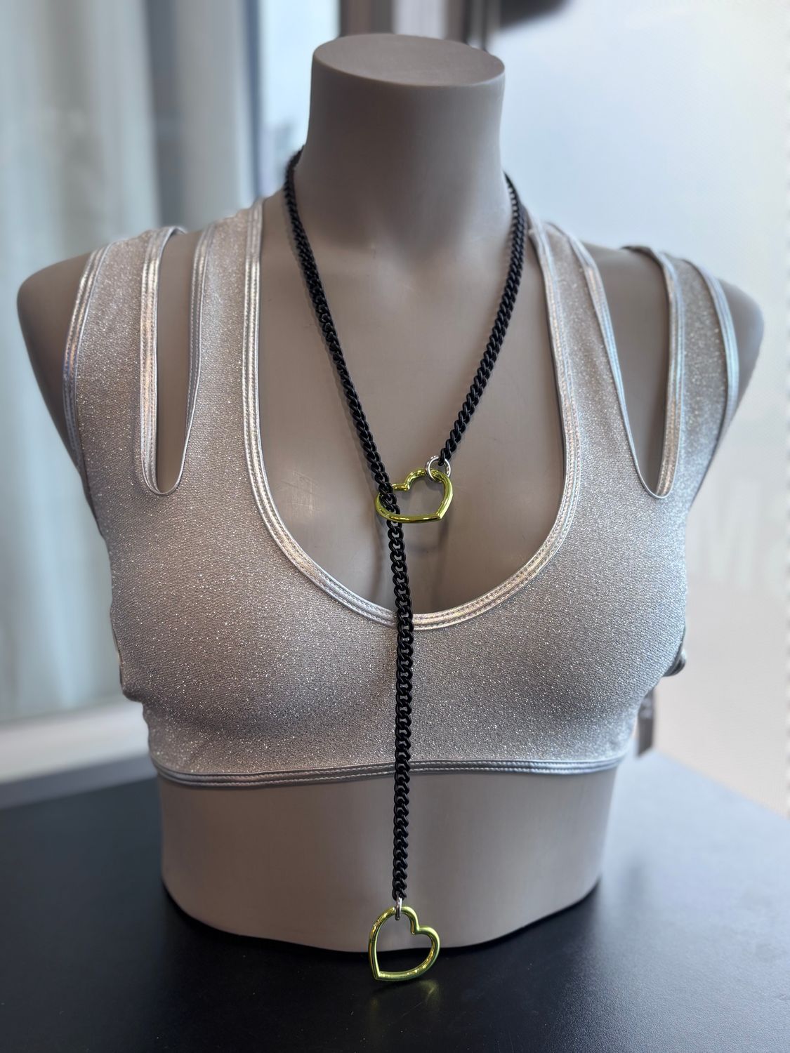 Slip Chain Black W/Chartreuse Heart
