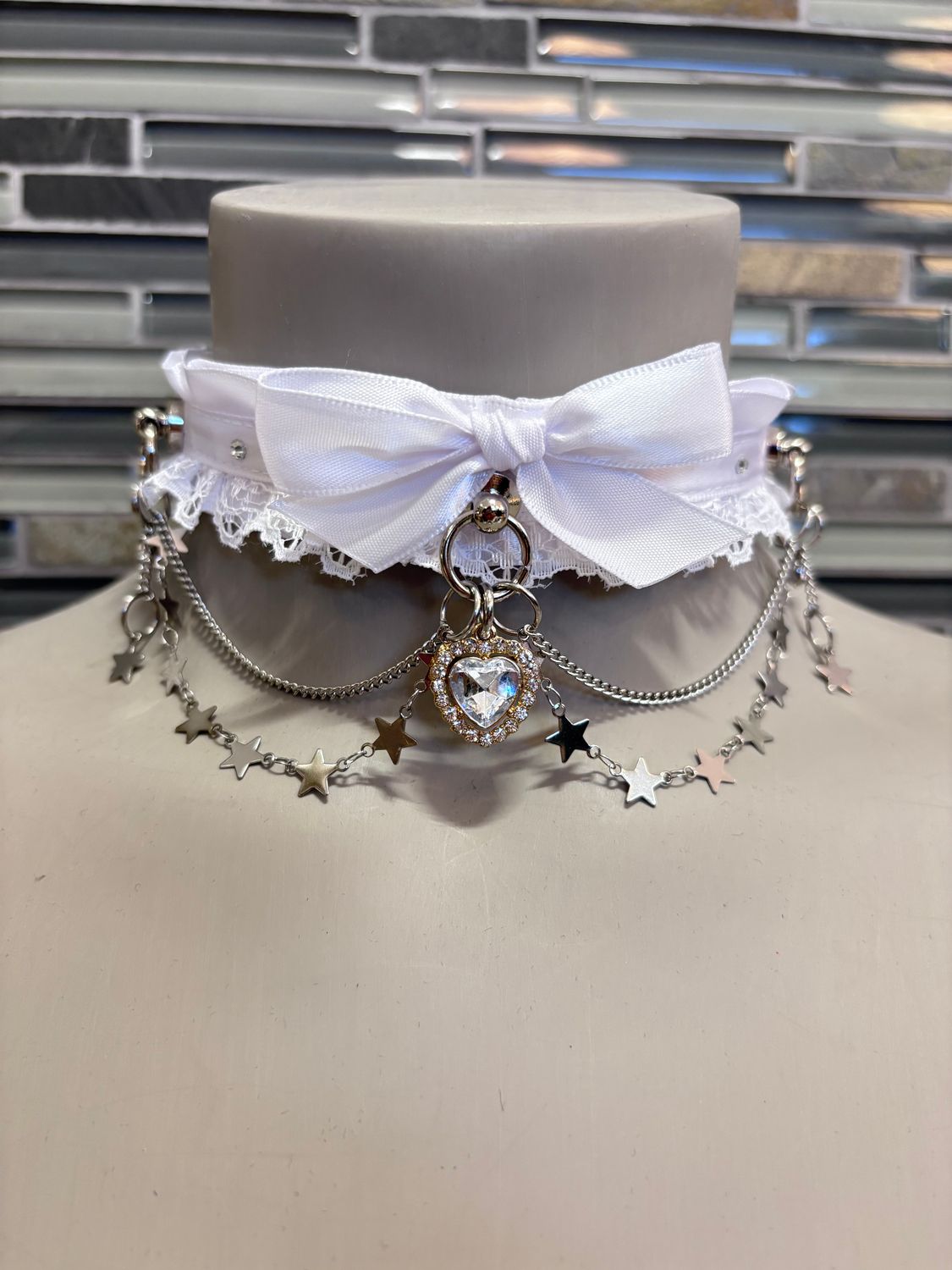 Lace Choker White/Silver Stars