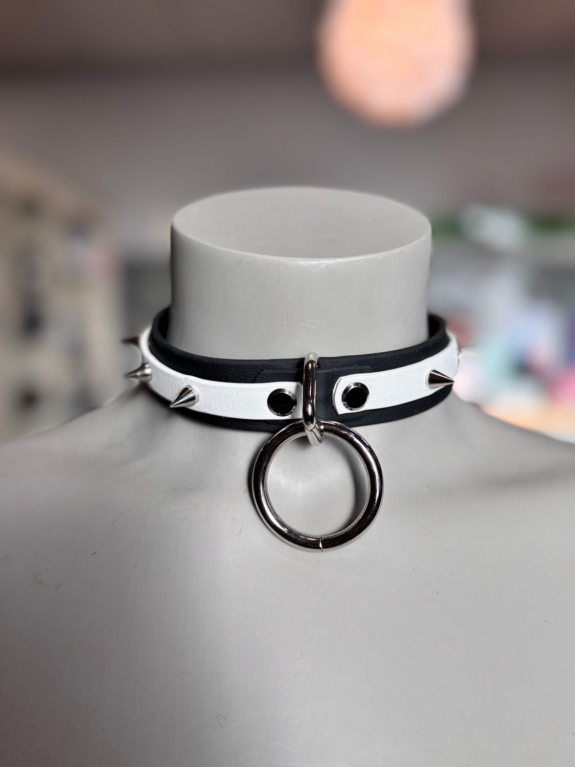 Biothane Collar Black/White Spike