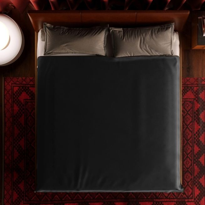 L18666545 Fascinator Throw Black