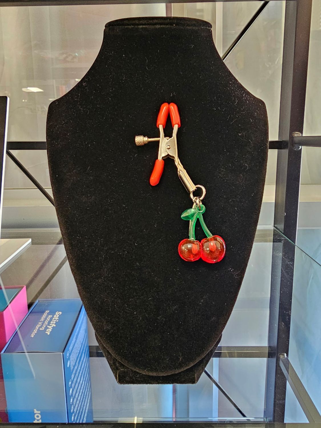 Cherry Nip Clamps
