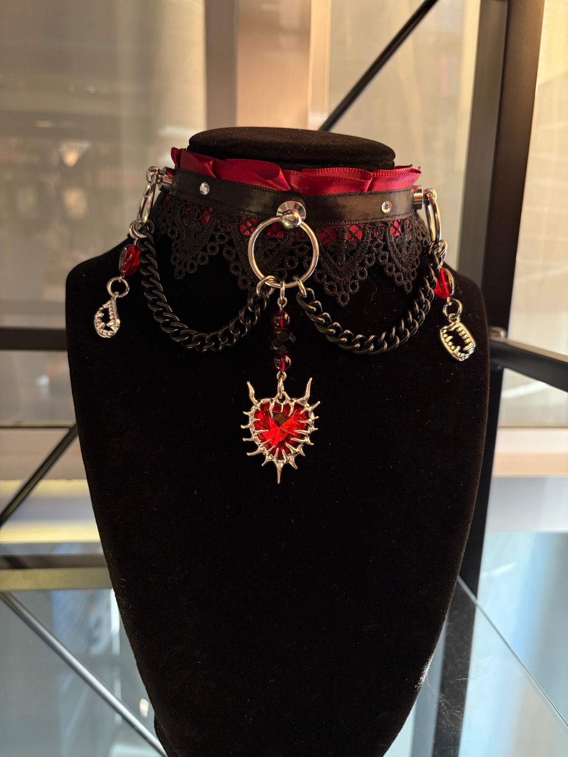 Vampire Queen Collar