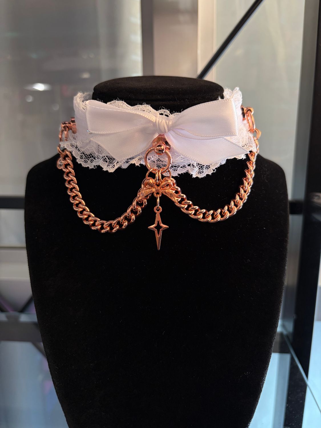 Rhinestone White/Rose Gold Collar
