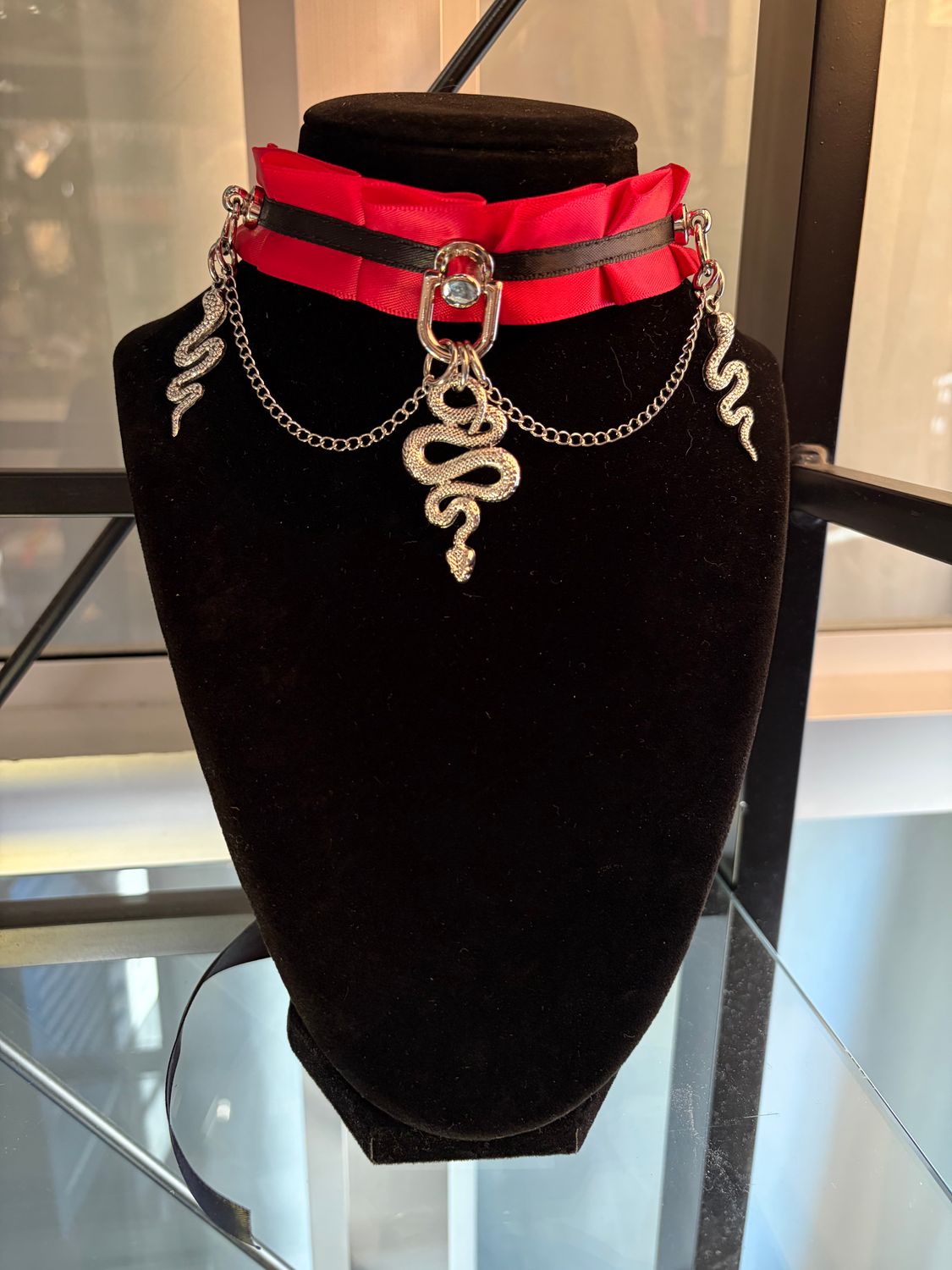 Red Tri-Snake Collar