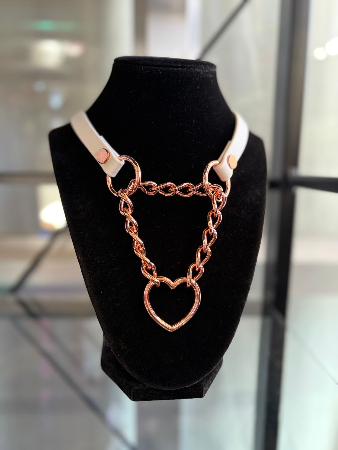 1/4" White/R.Gold Heart Biothane Martingale