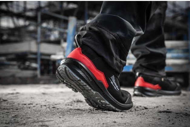 Calzature antinfortunistiche Flextred™ S3S nere 1M110133 ESD SC FO SR MILWAUKEE