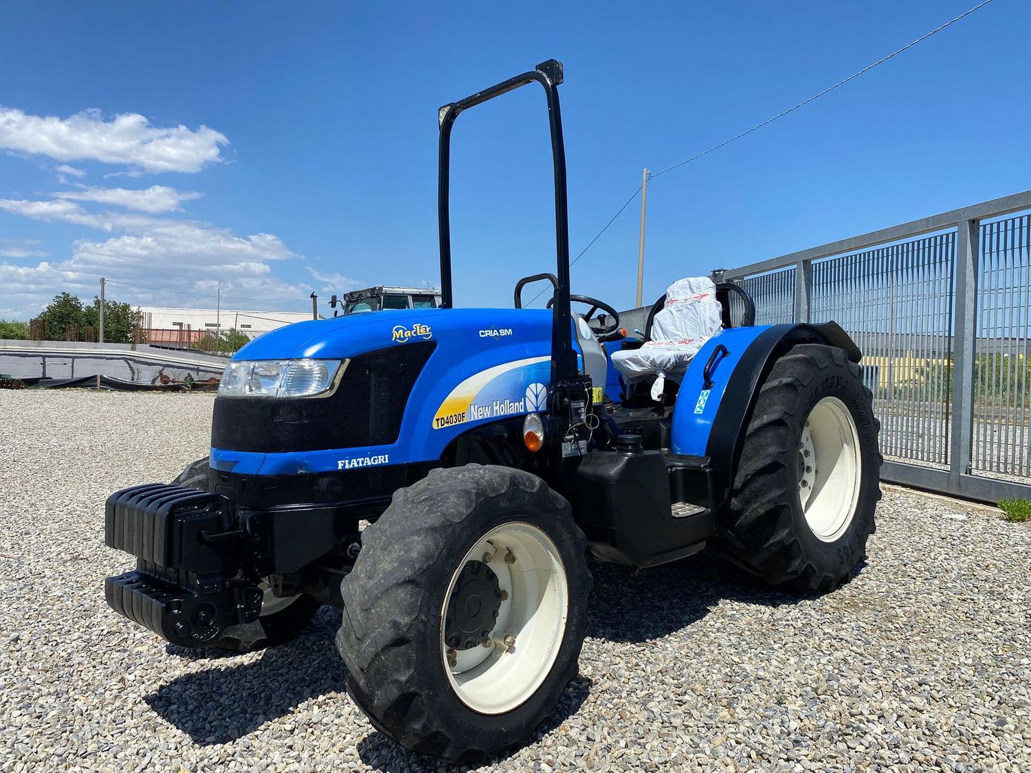 TRATTORE USATO NEW HOLLAND TD4030F