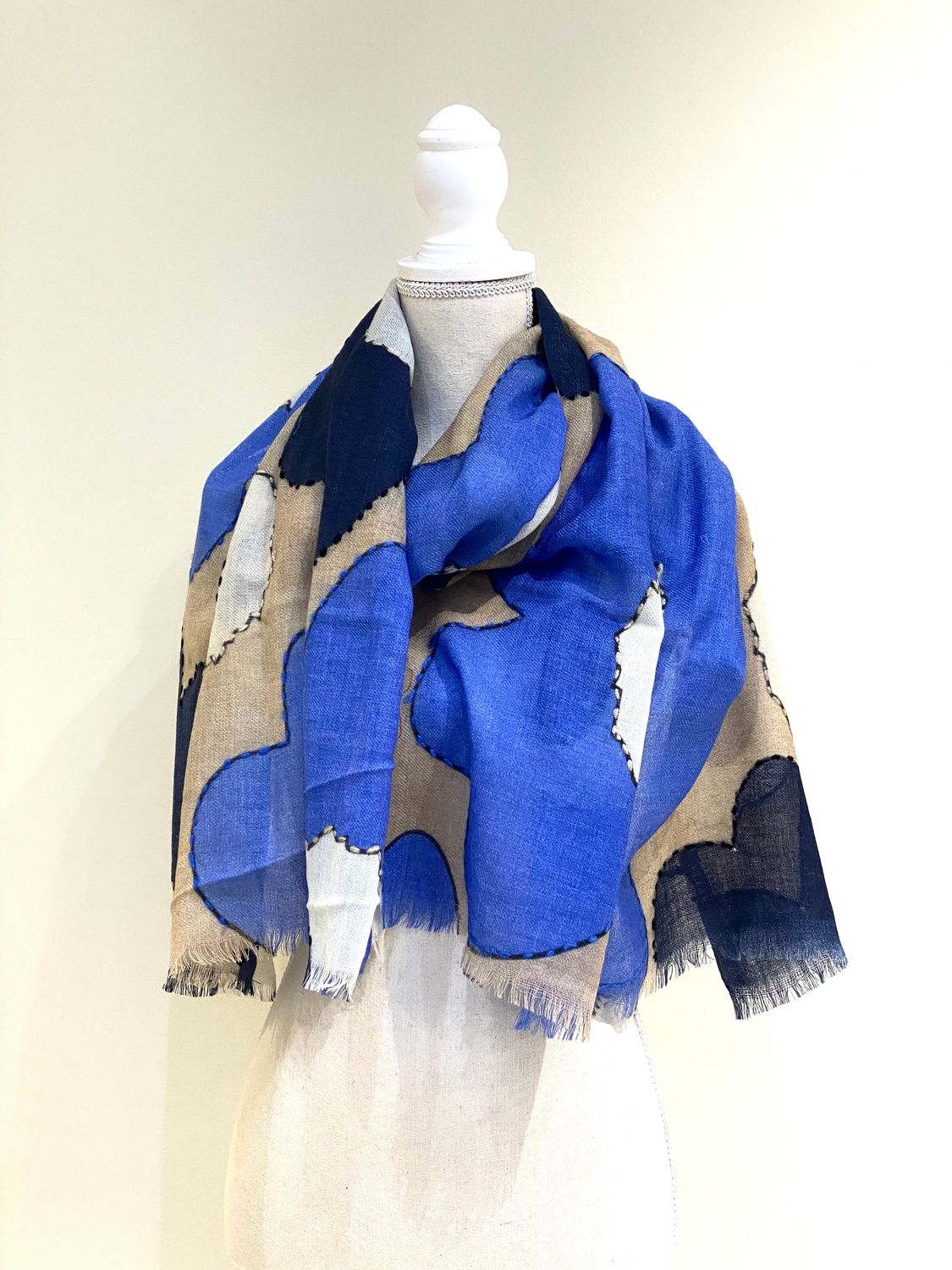 PASHMINA PURA LANA MACROFIORE AZZURRO