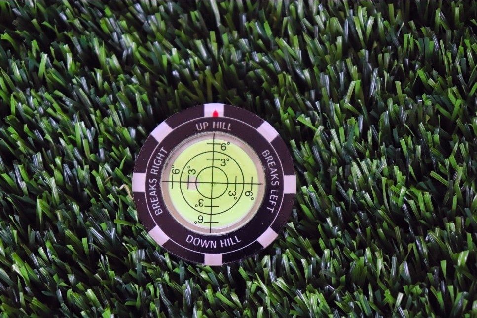 Ball Marker w/Built-in Leveler
