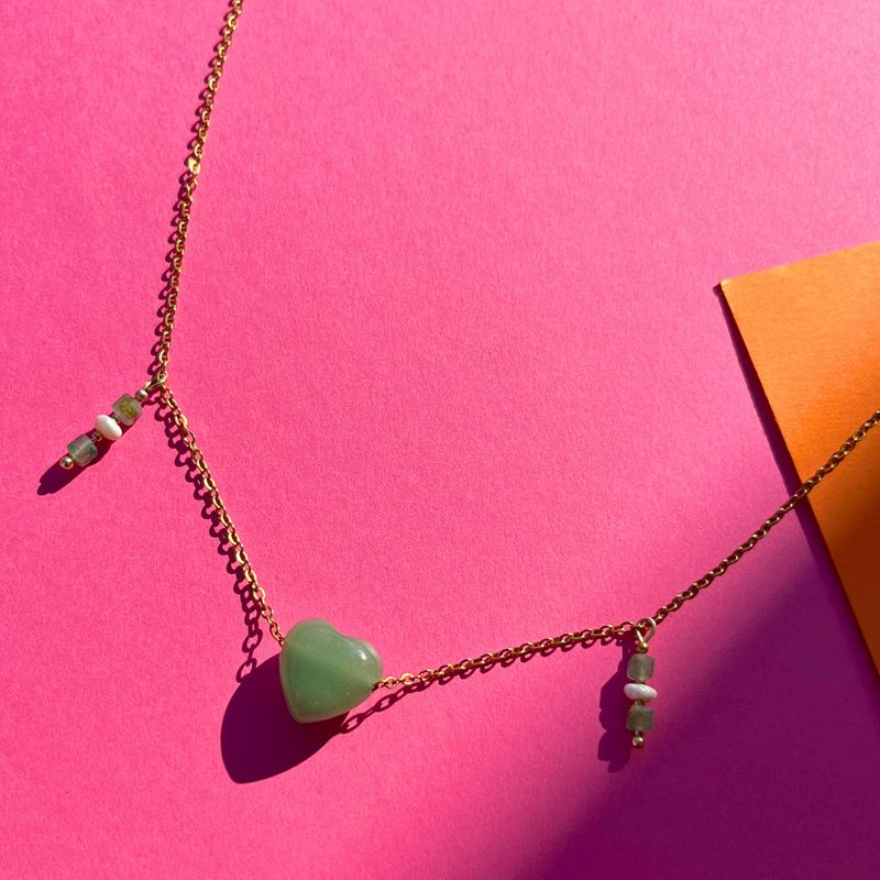 Minimalistyczny łańcuszek z sercem z awenturynu zielonego