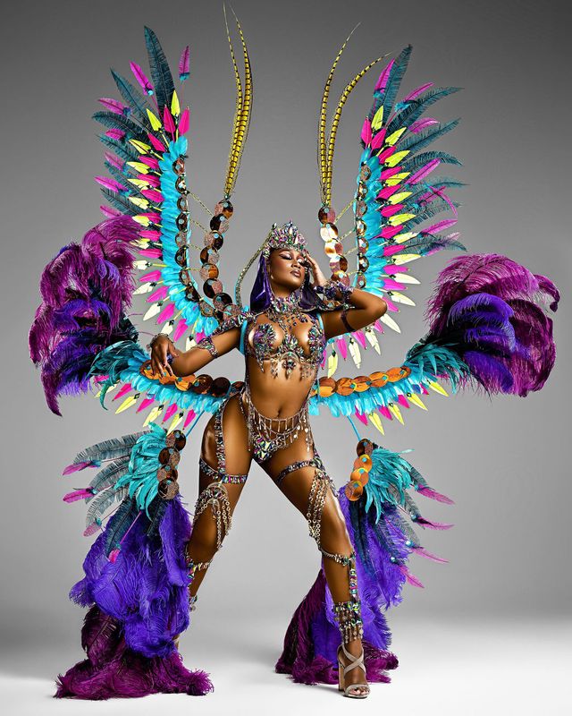 CYRUS - FEMALE
