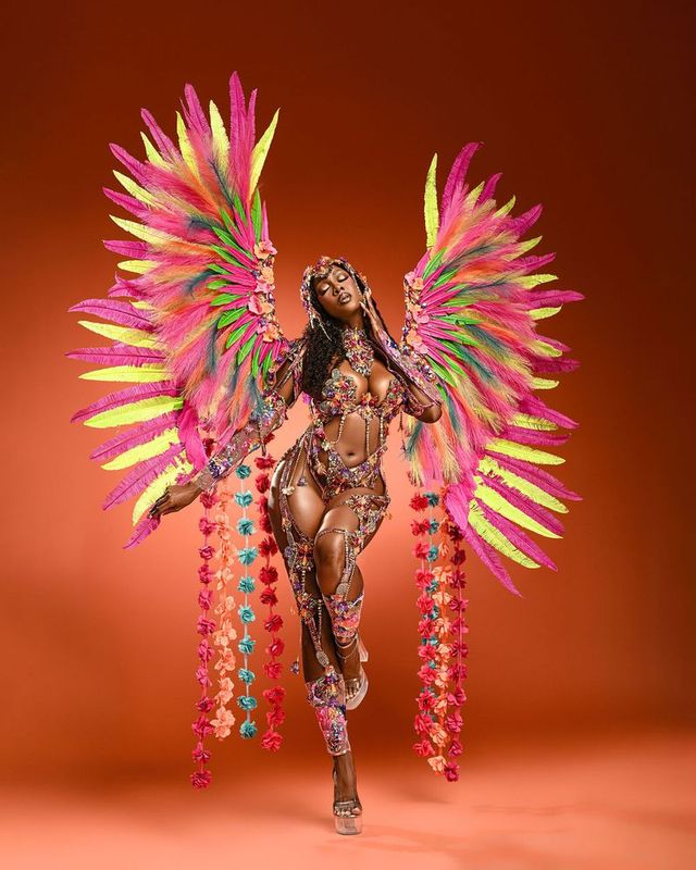 2026 - FLAME LILY - FEMALE