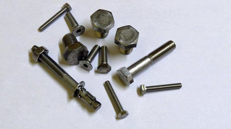 Metric/imperial steel fasteners (8.8, 10.9 & 12.9 grade)