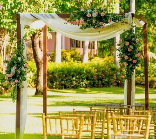 4 Post Wooden Arch
