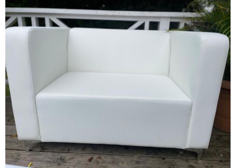 Single Seater Leatherette Chair