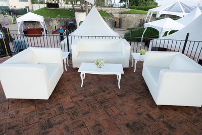Longue Furniture Set