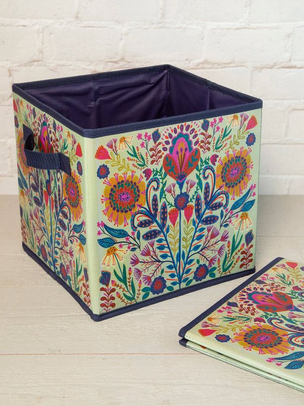 Collapsible Storage Cube