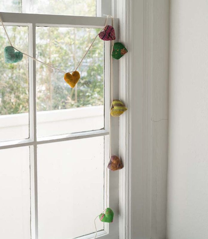 Sari Heart Garland