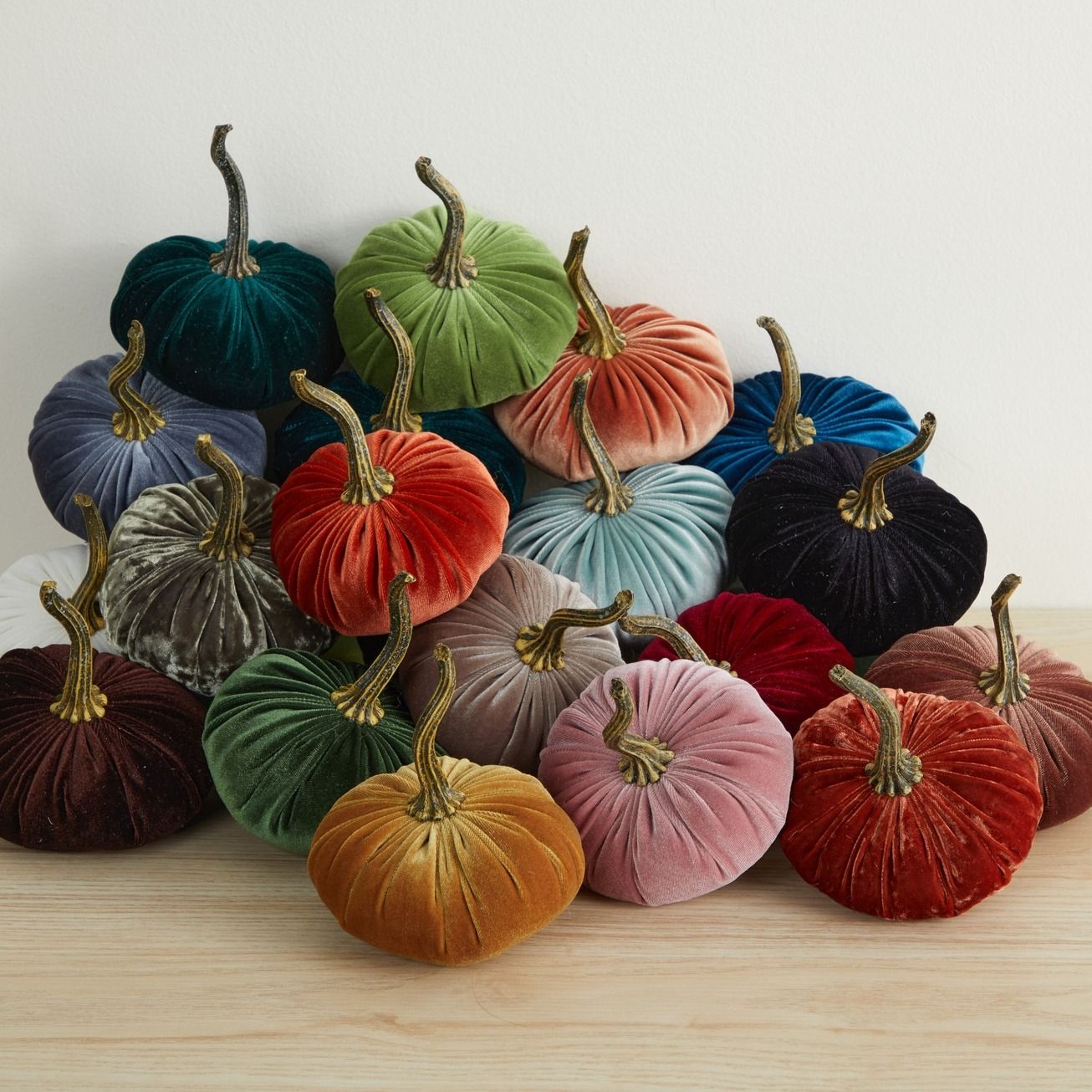 Small Velvet Pumpkin
