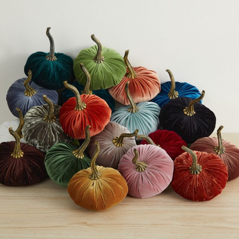Small Velvet Pumpkin