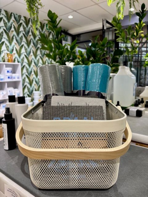 Wire basket rectangle - white