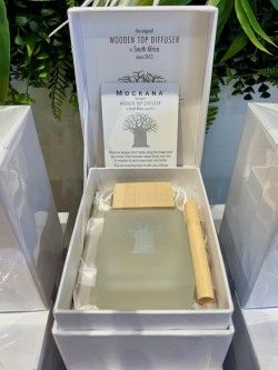 MOCKANA LUXURY WOOD TOP DIFFUSOR - SUGARED GRAPEFRUIT  - MAGNUM (500ML0