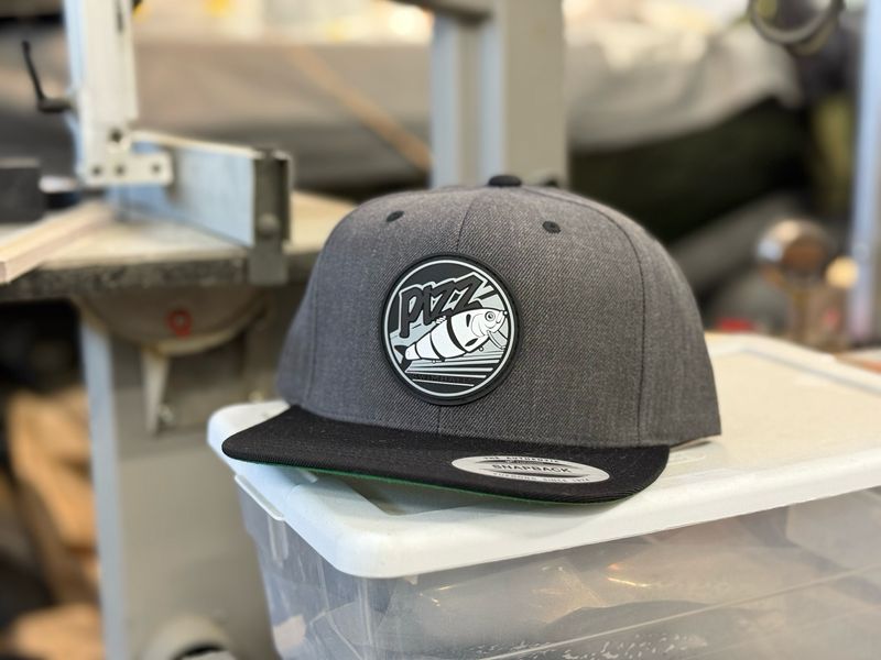 FLATBILL - Snapback - Charcoal / Black with Circle logo PVC Patch