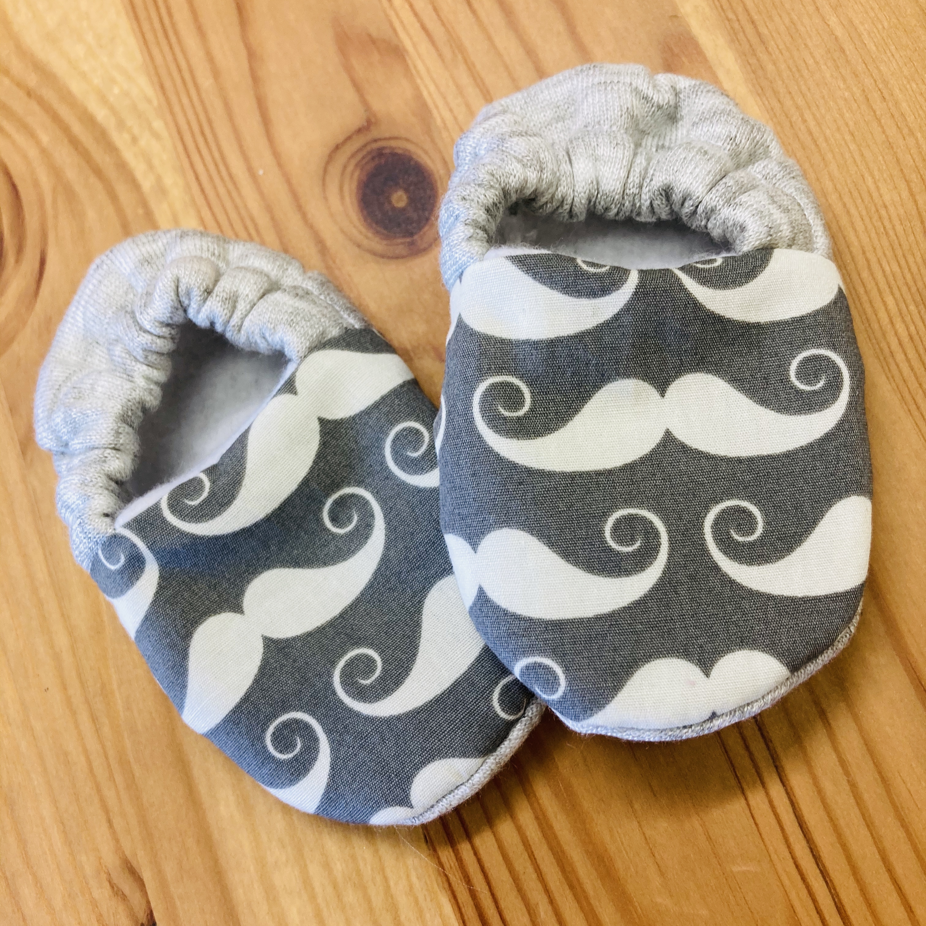 Newborn handmade baby booties
