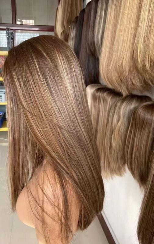 Amara” – Golden Elegance with a Natural Glow