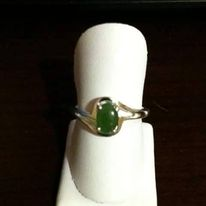 6 x4 mm oval 10K yellow gold Jade ring