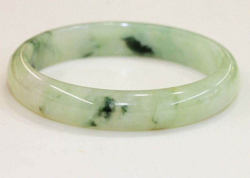 10.5x52mm round natural jadeite bangle