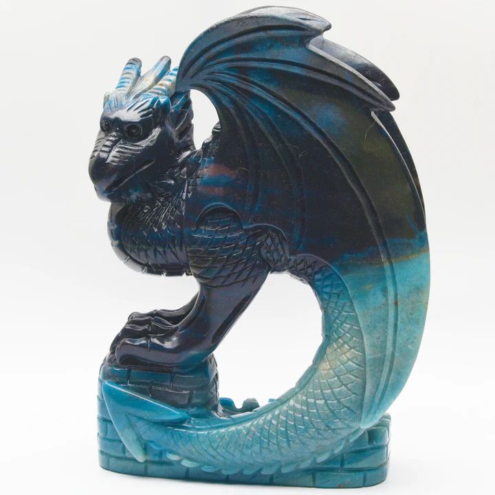 Dragon trolleite animal carving