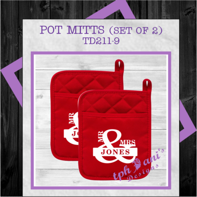 PERSONALIZED POT MITTS (2-PACK) Mr &amp; Mrs