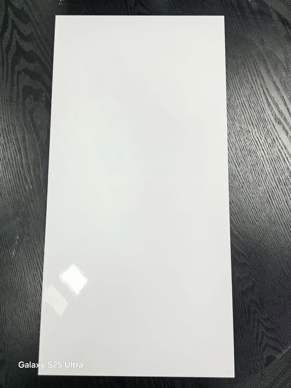 WHITE CERAMIC TILE 300x600   B3600