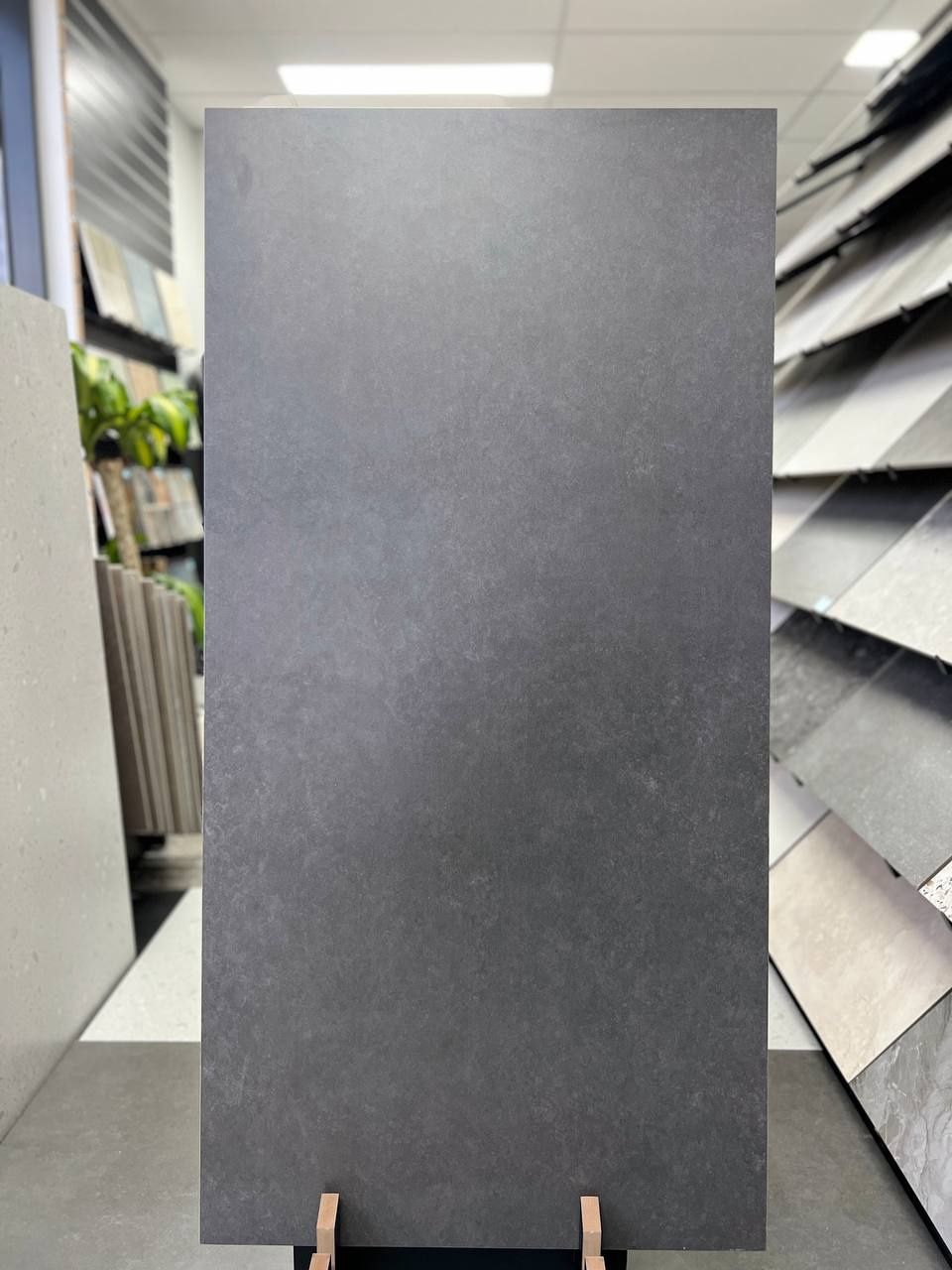 Art Gallery   Dark Grey Porcelain Tile 600x1200