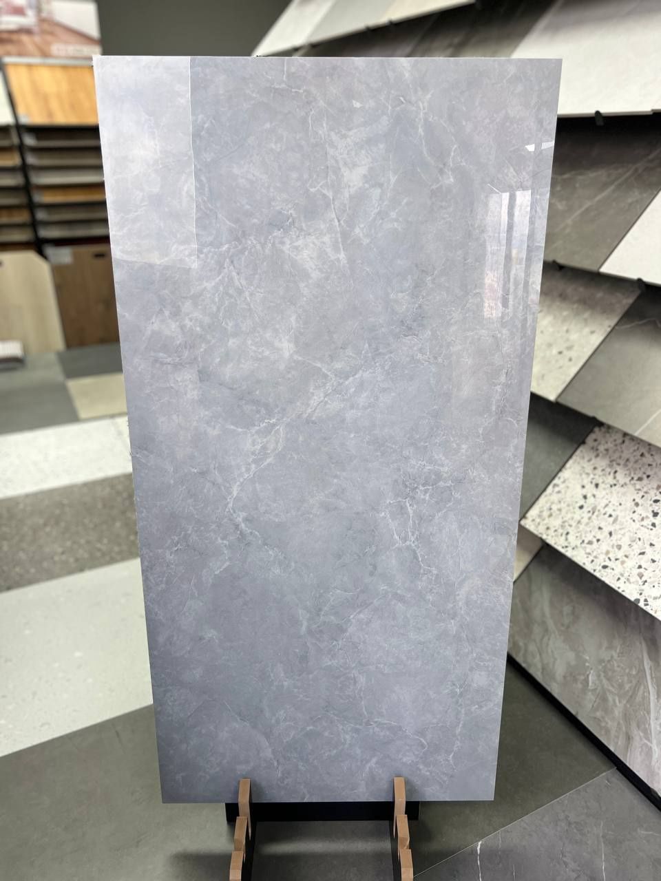 Cloud Light Grey gloss porcelain Tile 600x1200mm