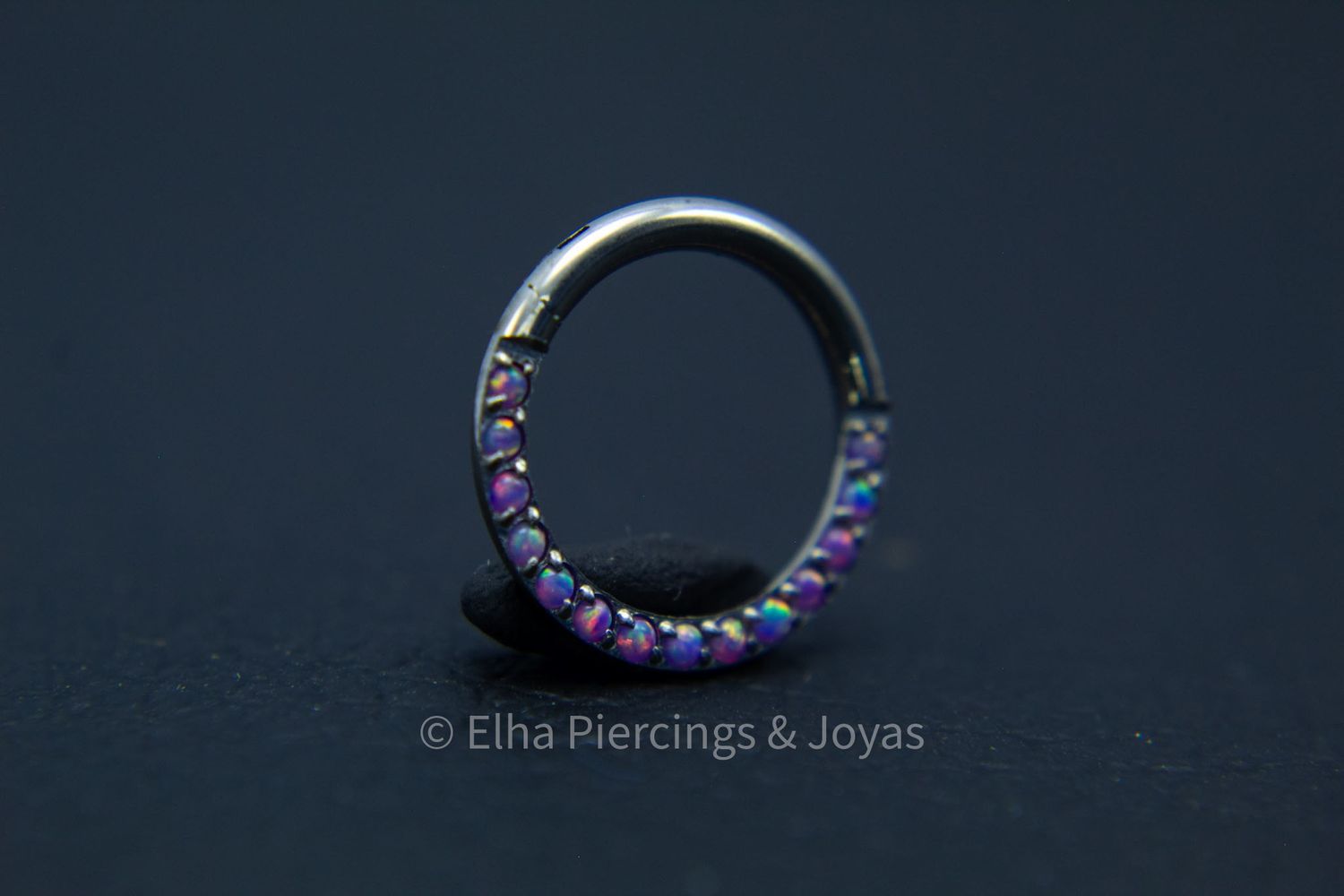 Argolla secuencia de ópalos morados