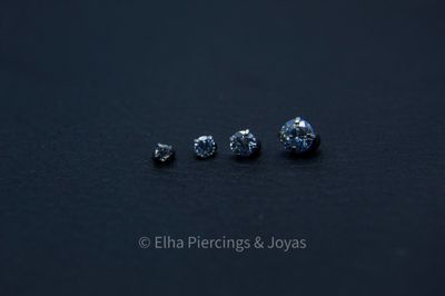 Cristal redondo engarzado