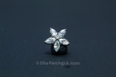 Flor de cristales de zirconia 5 marquise