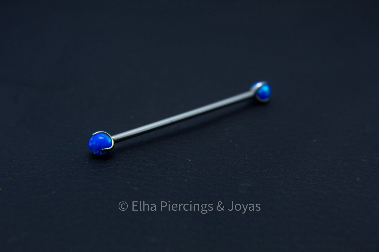 Industrial bolas de ópalo azul engarzado