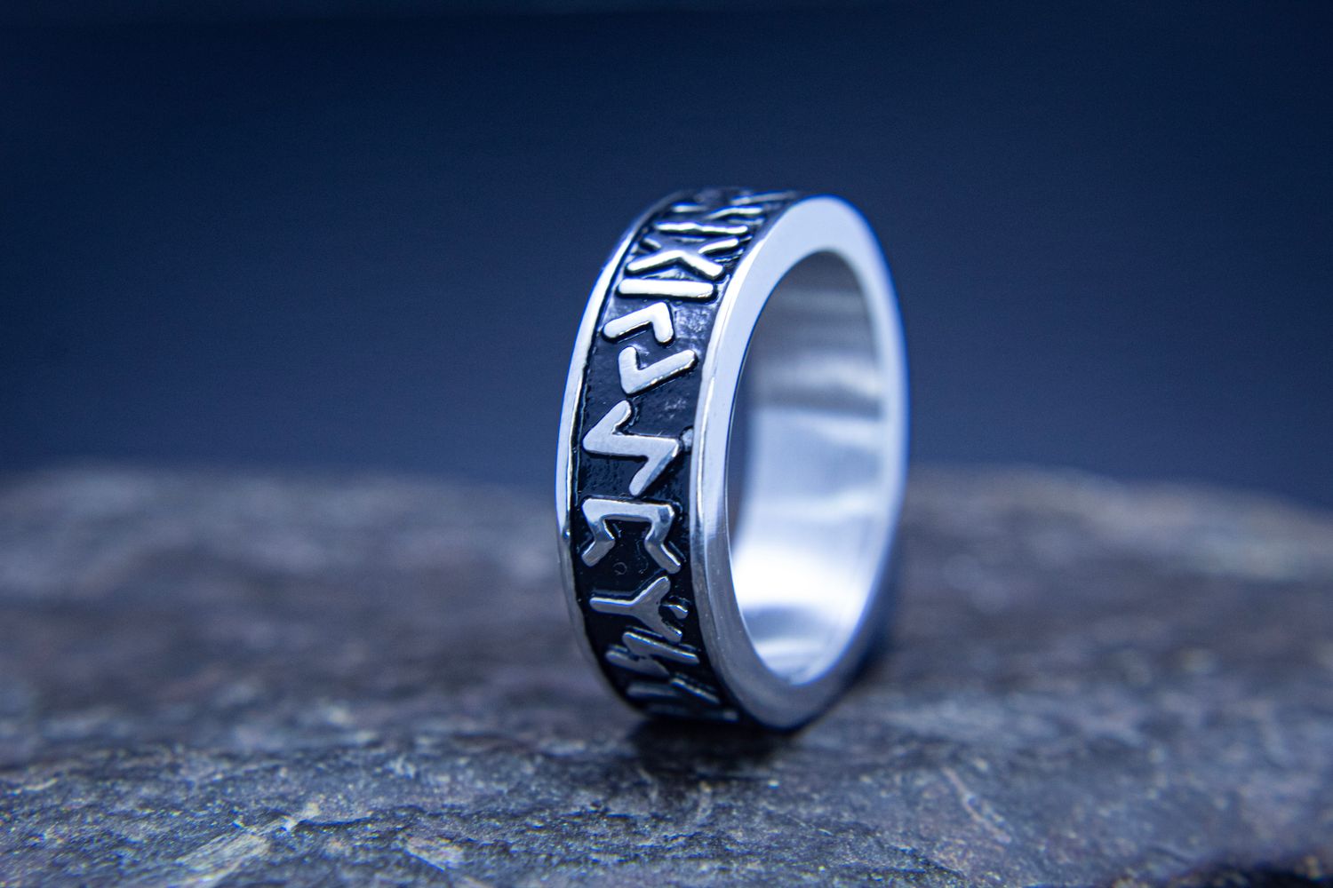Anillo rúnico