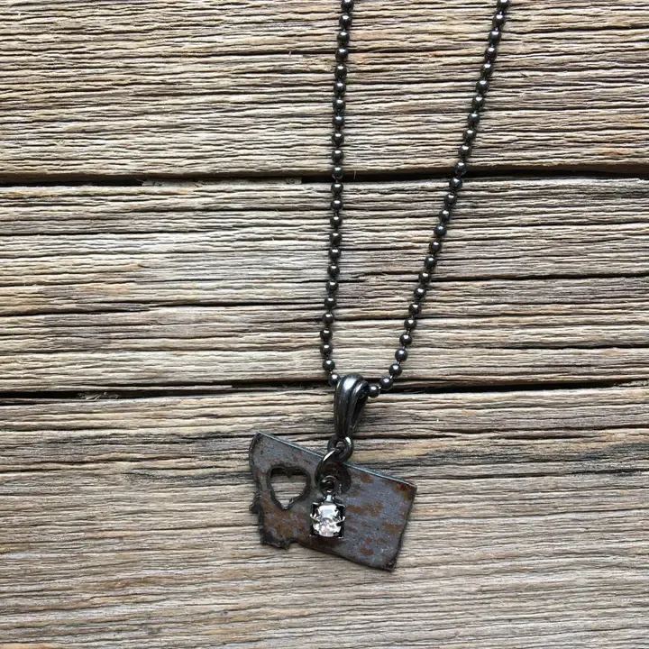 In Love Montana Necklace