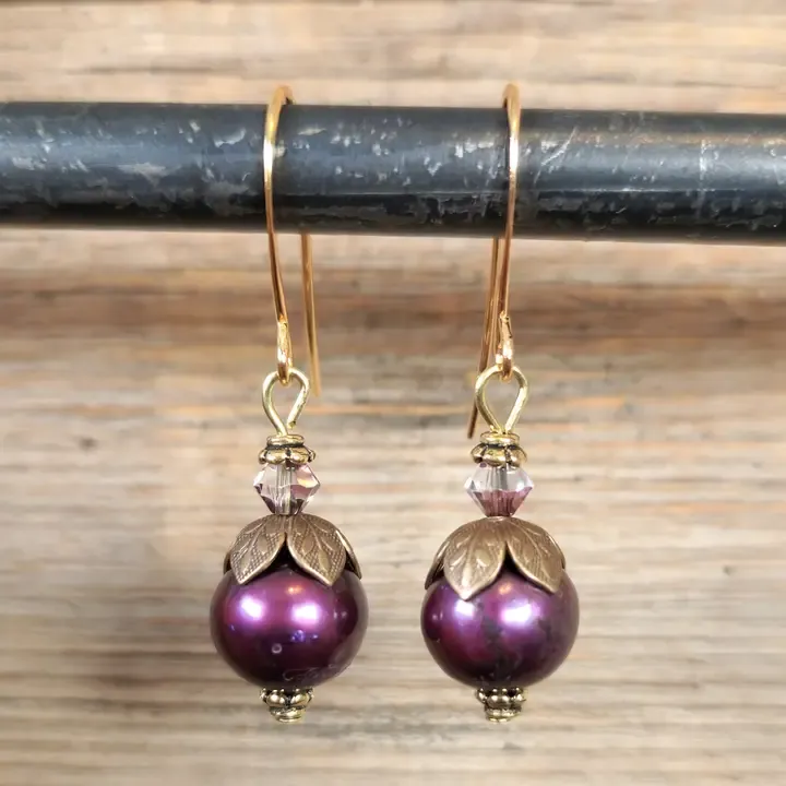 Huckleberry Pearl Earrings