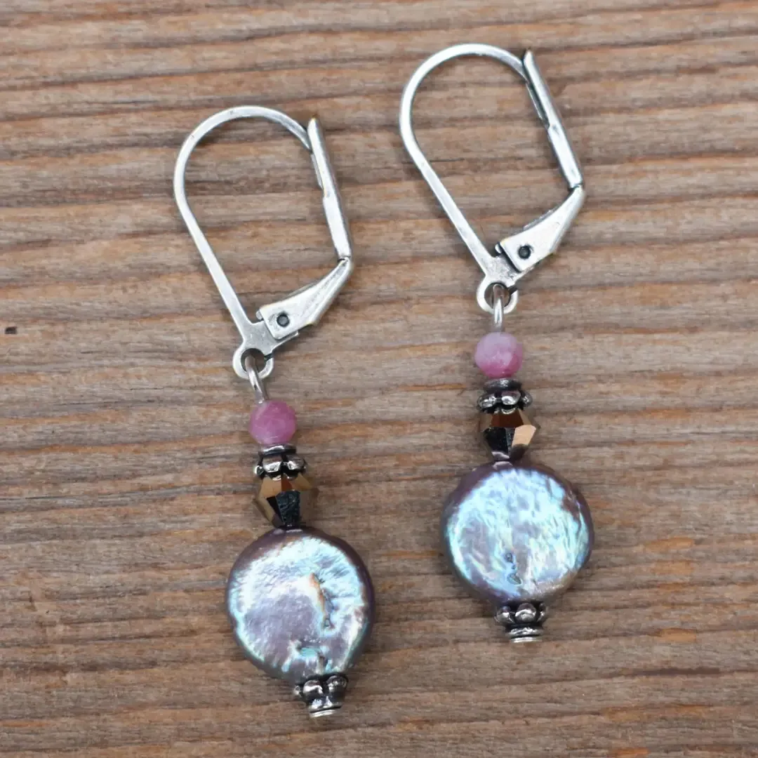 Early Horizon Pearl Earrings