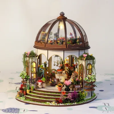 DIY Mini Greenhouse Oasis
